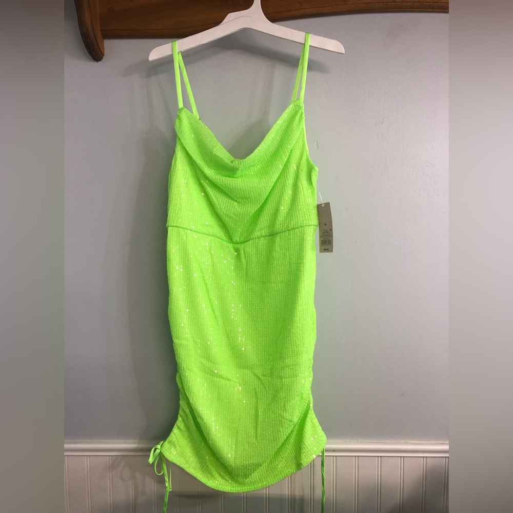 NEW Wild Fable Women Size M Lime Green Sequin Sleeveless Bodycon Clubwear Dress